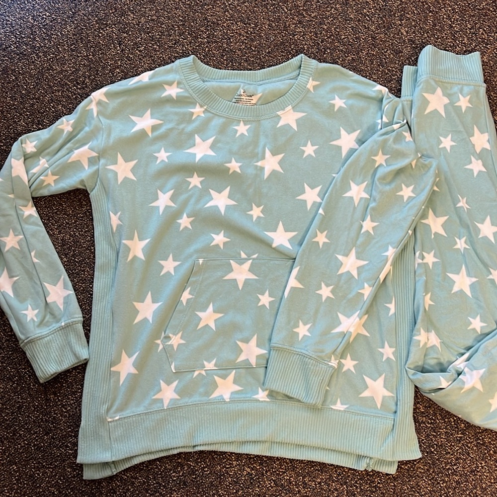 Cuddle Duds Pajamas - Picture 2 of 5